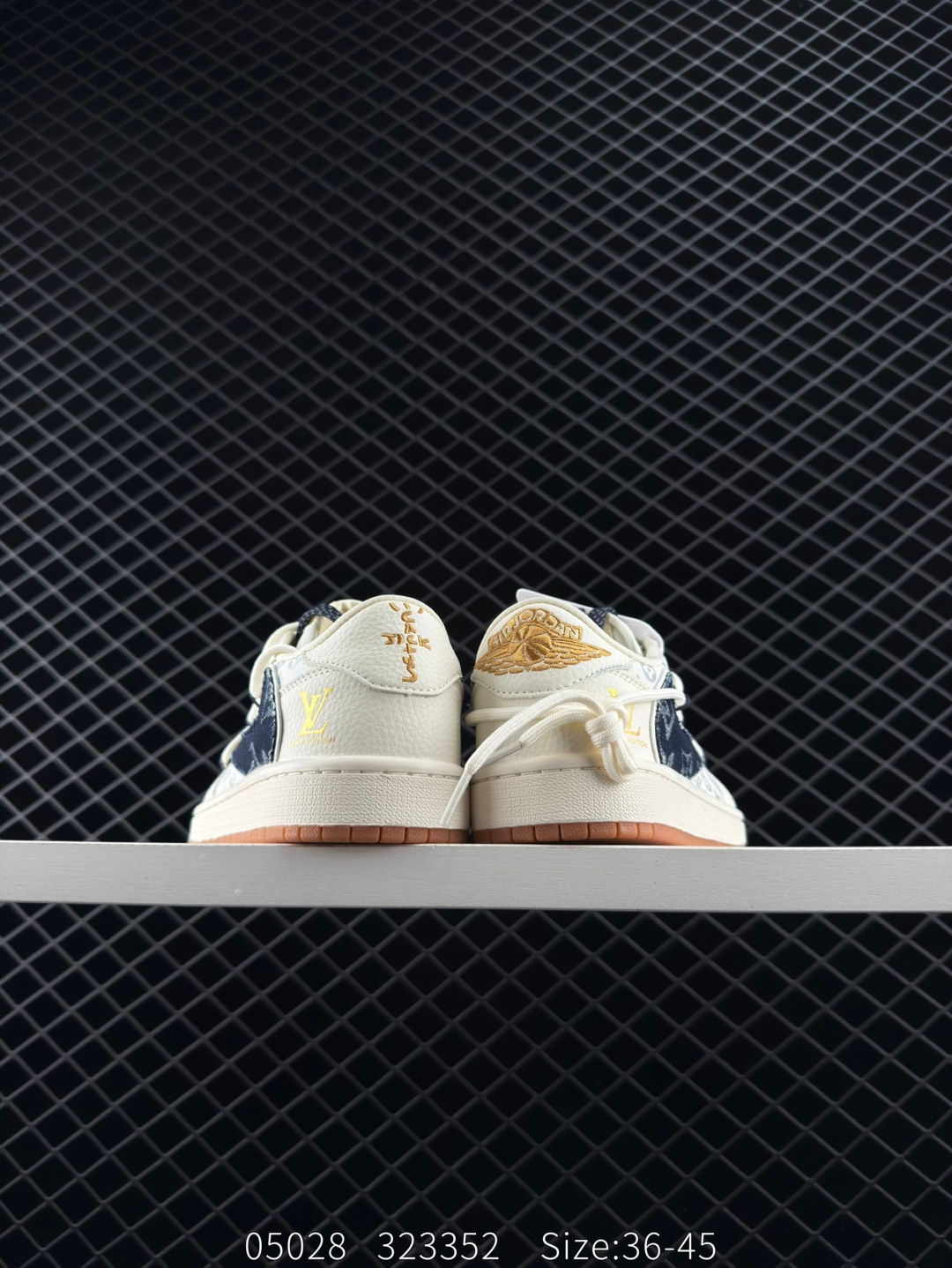 Travis Scott x Air Jordan 1 ” Reverse Mocha “